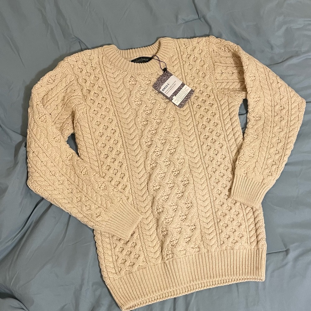 Men’s wool sweater